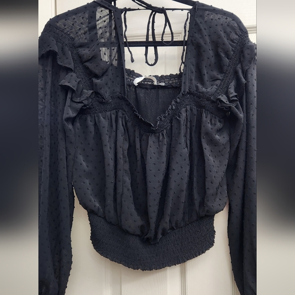 Black cropped top size M - Picture 3 of 6